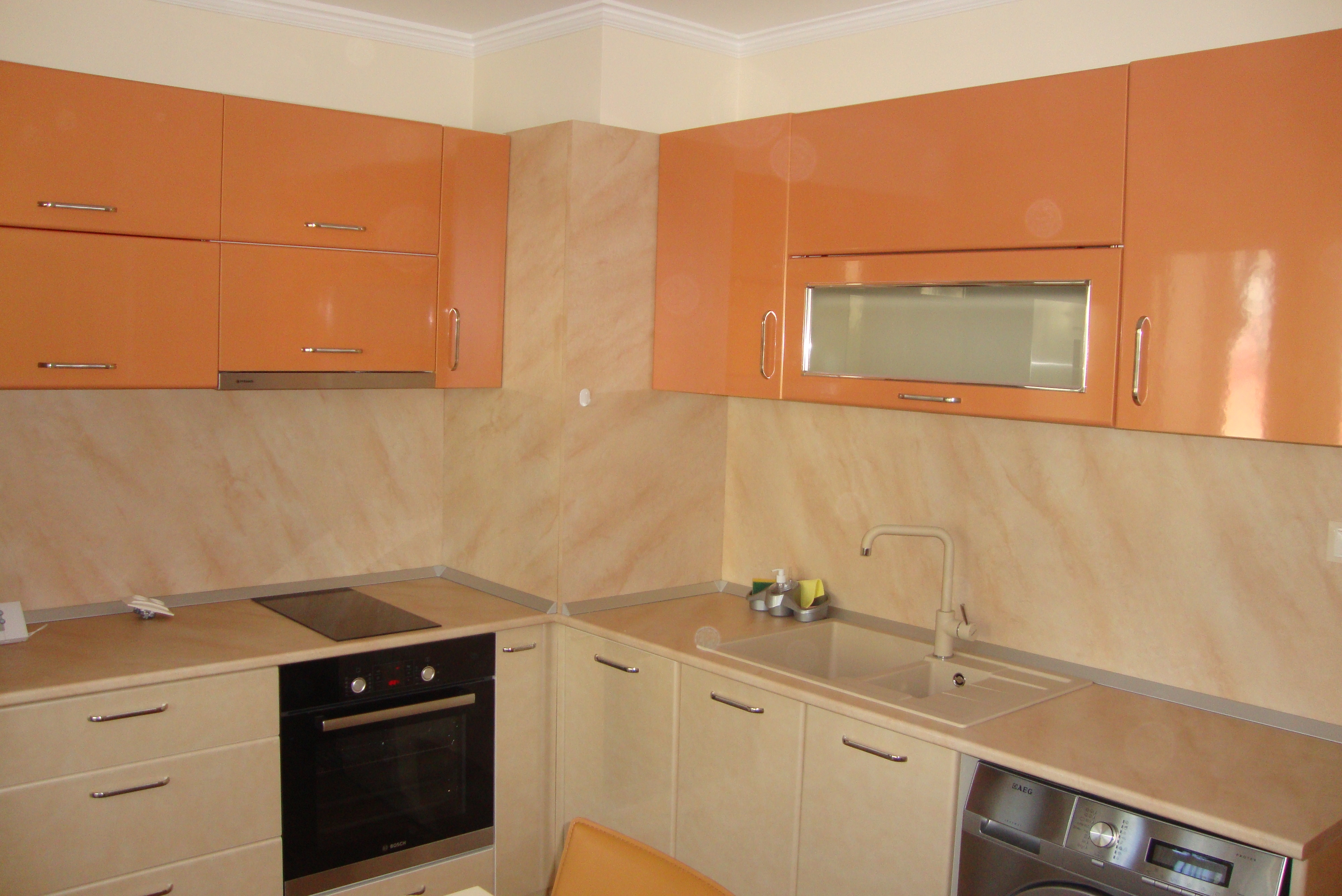 Кухненски мебели - Кухня посформинг оранж